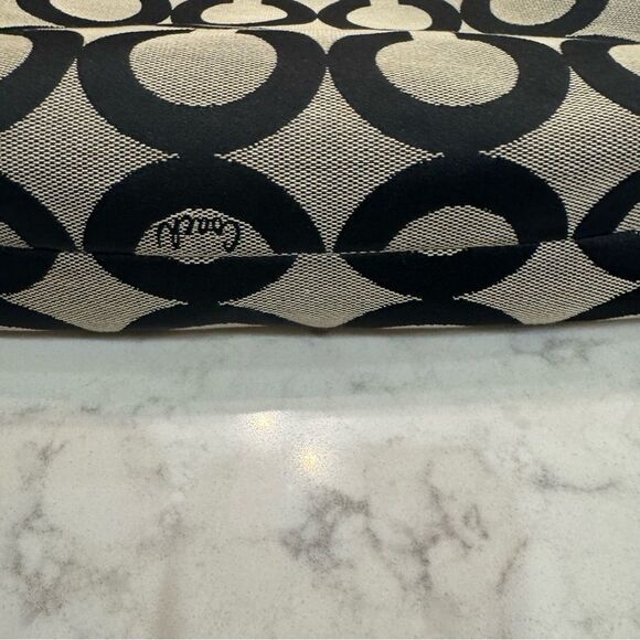 Coach Poppy Op Art Glam Tote – Style No. 15331 - Picture 8 of 14